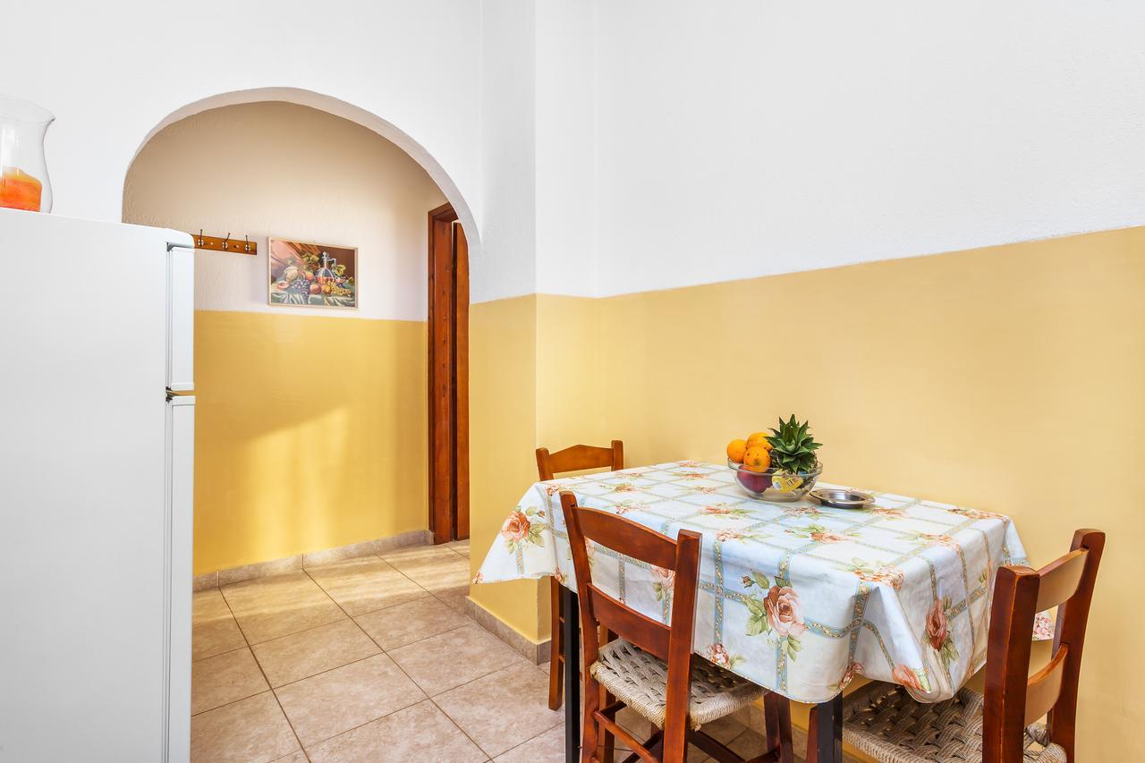 Xenios Loutra Village Mary'S House Agia Paraskevi  Chambre photo